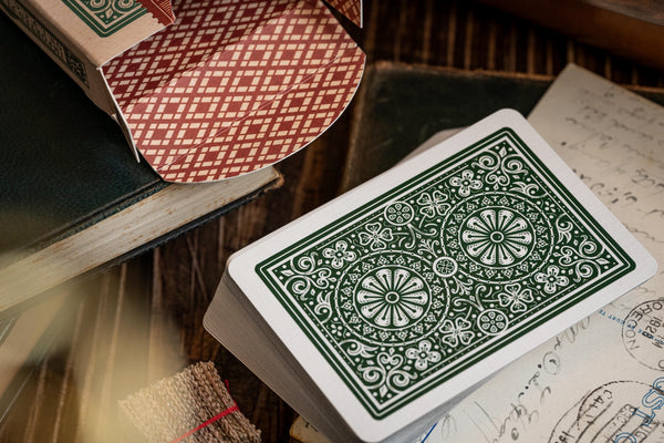 Ultra-quality playing cards for professionals and brands. A cut above. –  Legends Playing Card Co.